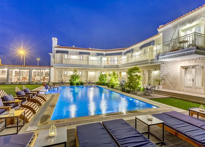 Levin Алачати