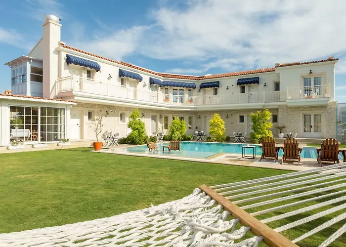 Levin Алачати